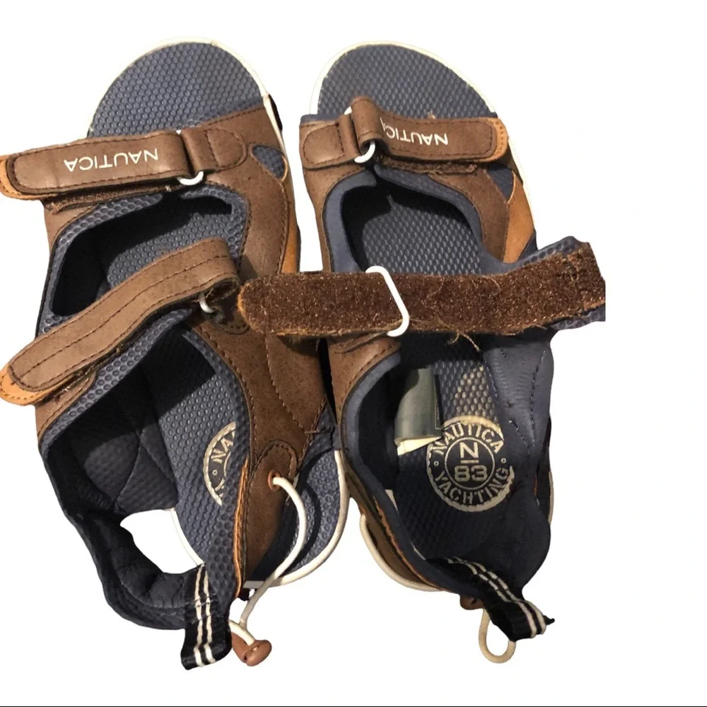 4pairs Boy size 1 shoe bundle -Nautica Polo‎ Skechers